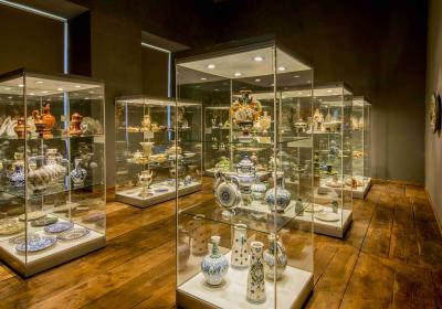 Noblesa křehkého dekoru