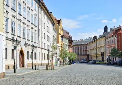 Pražská holešovická tržnice